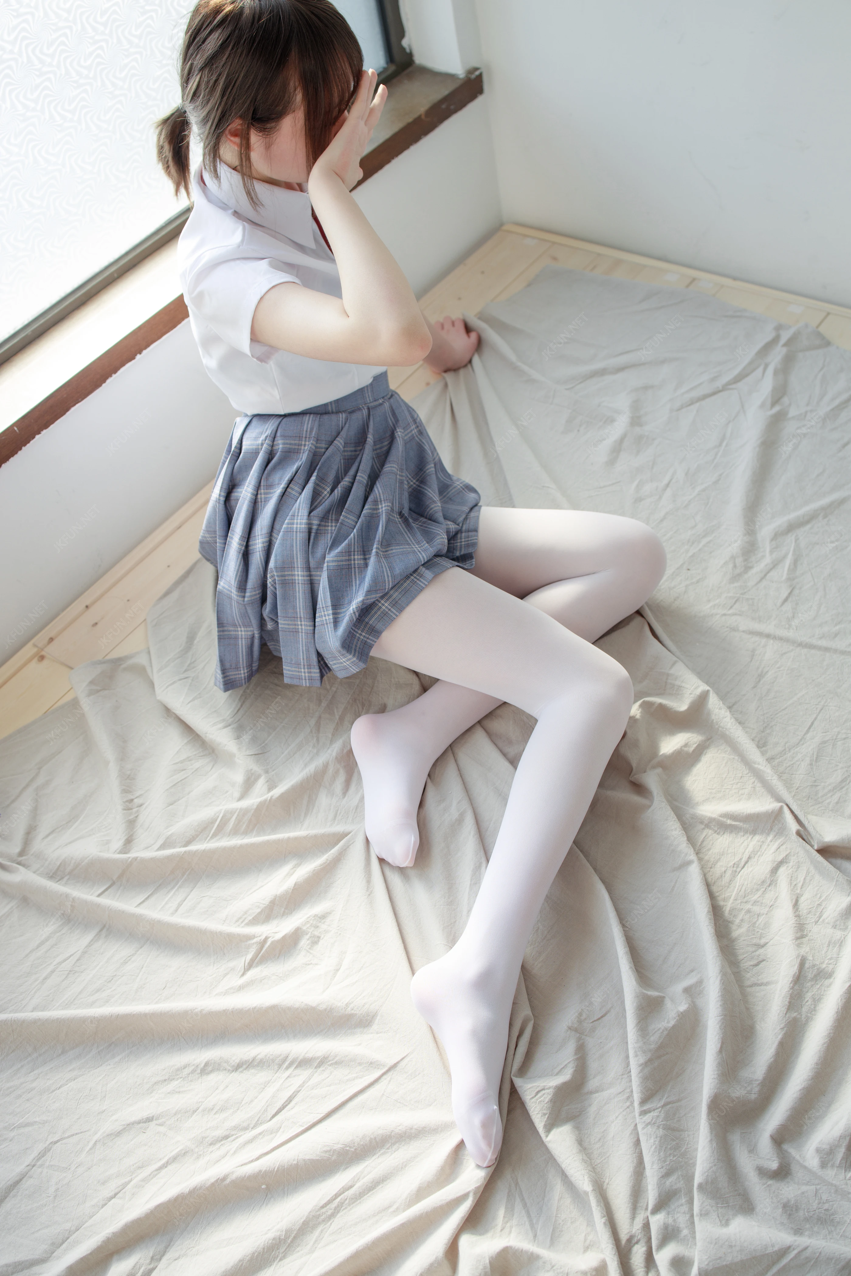 森萝财团 [JKFUN-002] Aika 可爱学妹丝足 [230P 1V]插图9